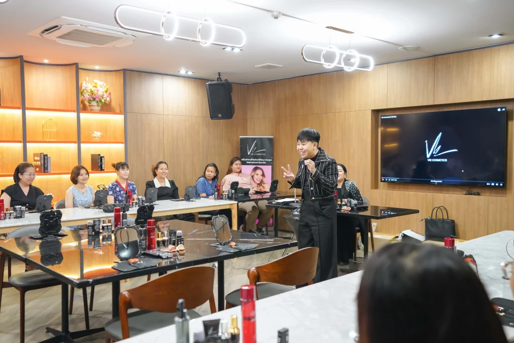 Makeup Course 2025 S.MILES Group พัฒนาบุคลิก สร้างความสุข