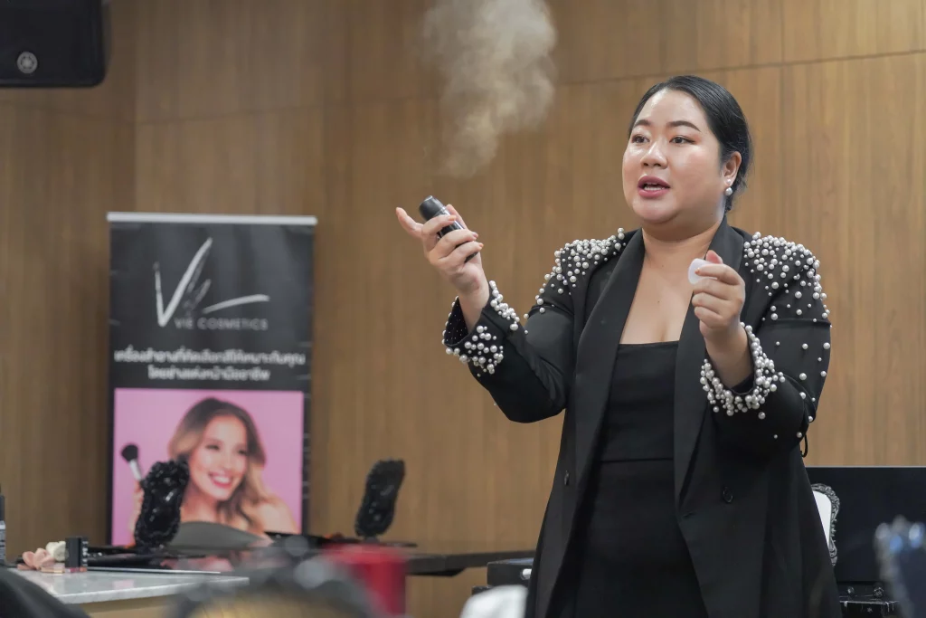 Makeup Course 2025 S.MILES Group พัฒนาบุคลิก สร้างความสุข