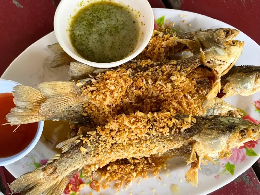 ร้านอาหาร ขอบฟ้า ลาตะวัน (Khobfah Latatwan)