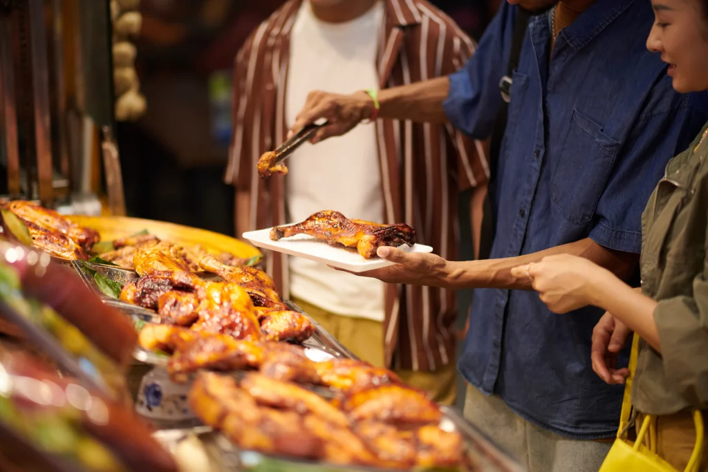 “กินเที่ยวใช้ ครั้งที่ 1” Street Food Festival